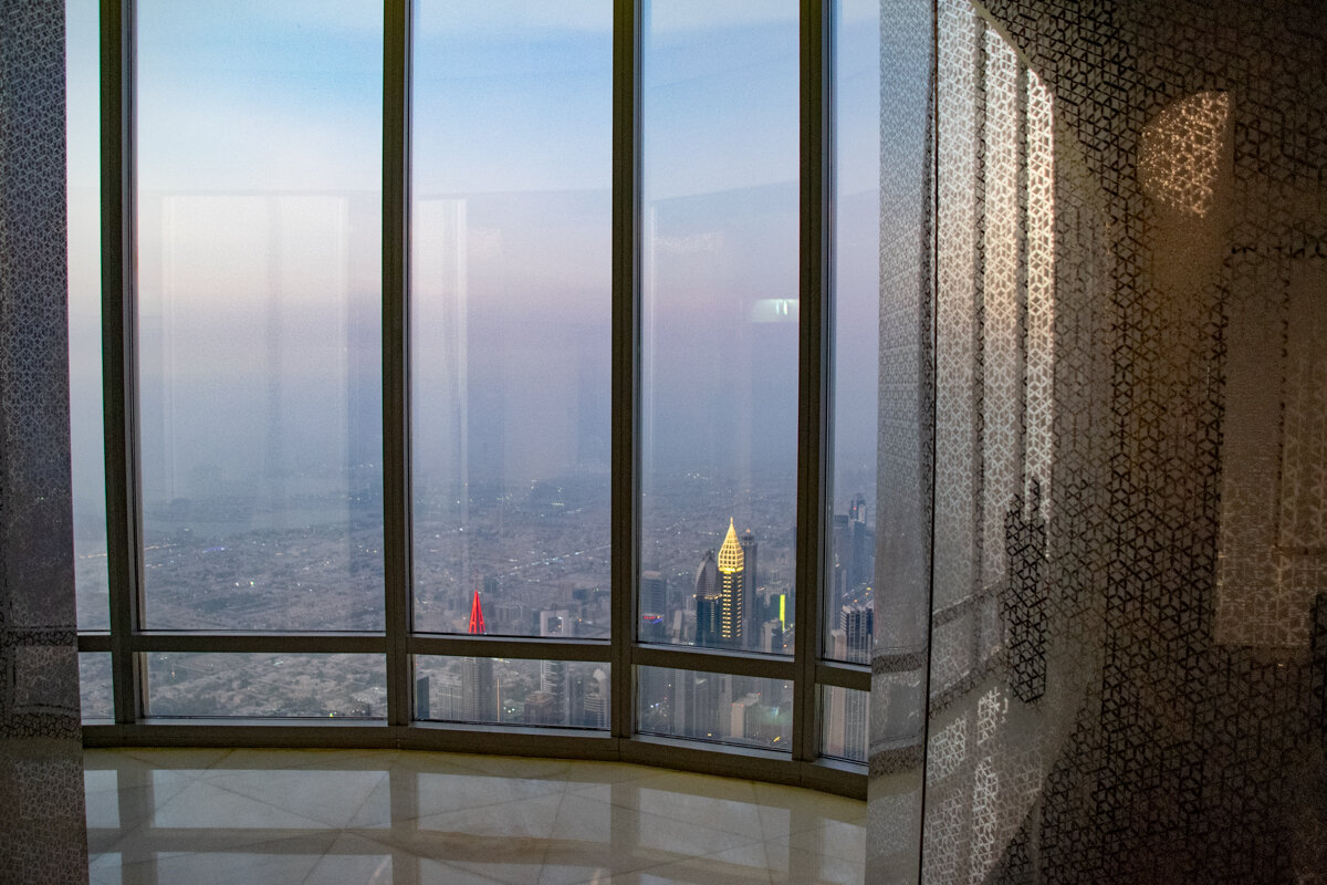 Une fenêtre dans le Burj Khalifa