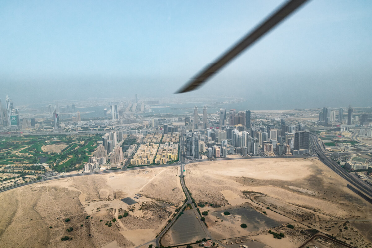 Vue sur Dubai depuis l'hélicoptère