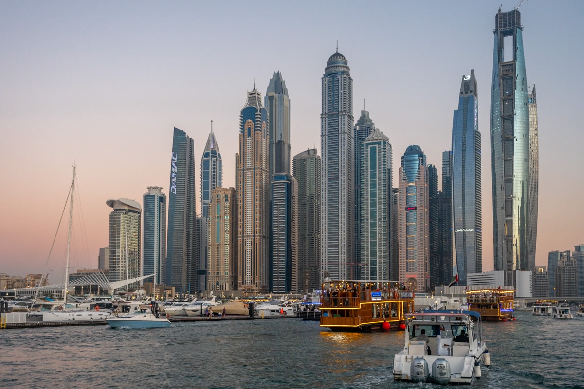 Marina de Dubai depuis le Yacht privé
