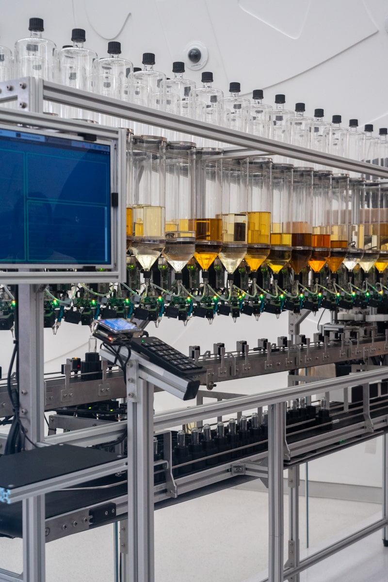 Machine qui crée des parfums au musée du futur, Dubai